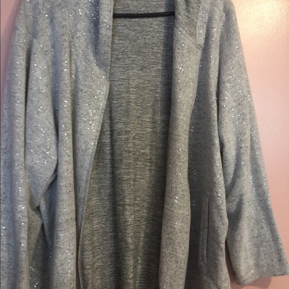 Thin sweatshirt